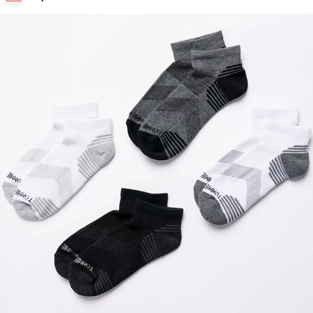 Tommie Copper Woman’s 4 Pack Compression Ankle Socks   Shoe Size (10-12.5) NWT